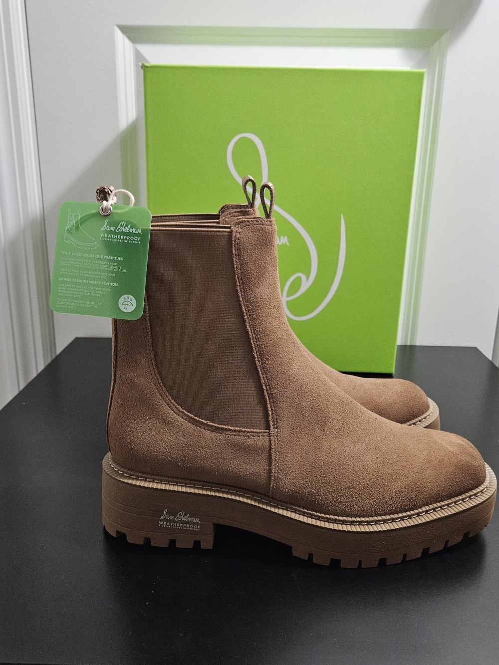 NIB Women's Sam Edelman Laguna Chelsea Boots Size 8M